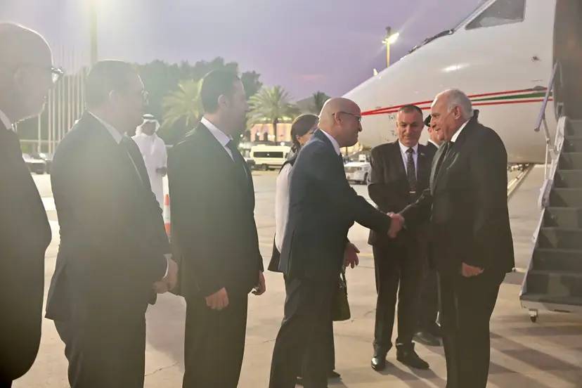 السيد عطاف يحّل بمدينة جدة للمشاركة في أشغال الدورة الاستثنائية الثالثة والعشرين لمجلس وزراء خارجية الدول الأعضاء في منظمة التعاون الإسلامي