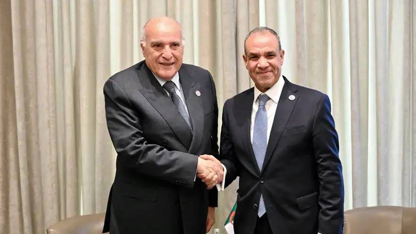 M. Attaf s'entretient à Amman avec son homologue égyptien