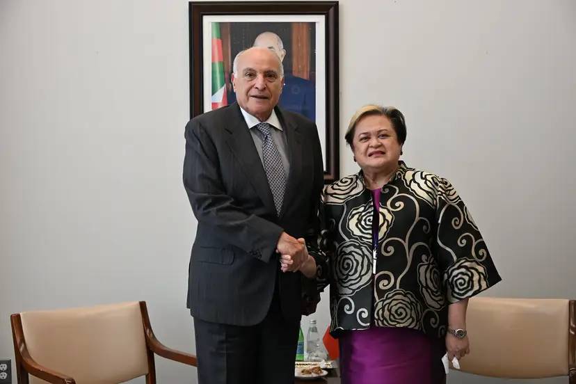 M. Attaf s’entretient avec la Ministre Philippine des Affaires étrangères à New York